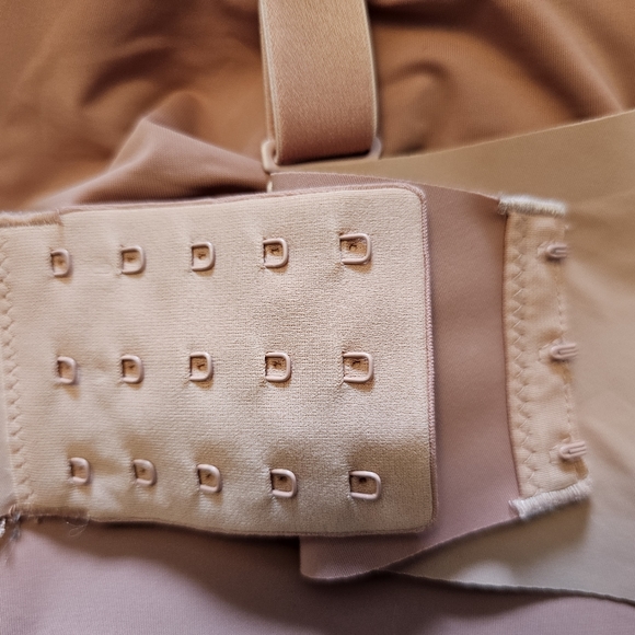 Knix Evolution Bra sz 7 - Picture 3 of 5